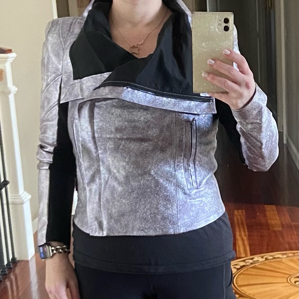 Silver Leather Jacket - image 5